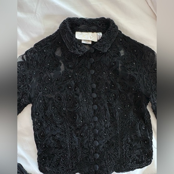 Cache Top - Picture 2 of 5